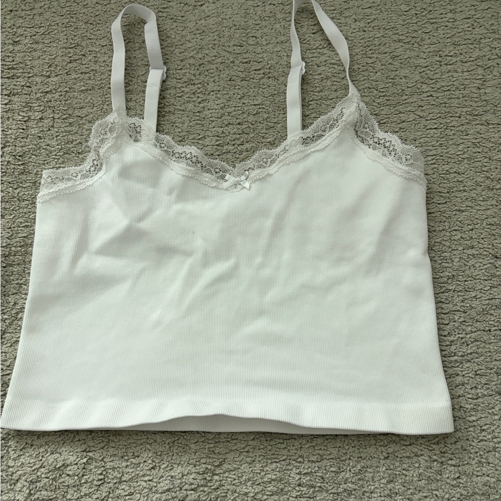 Aritzia White Seamless Lace Tank top